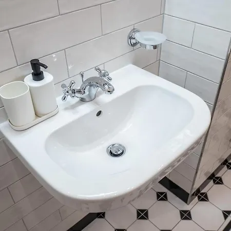 Jewel - Stylish Flat In The Center! With Sauna * Karlsbad