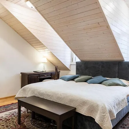 Jewel - Stylish Flat In The Center! With Sauna 아파트 *