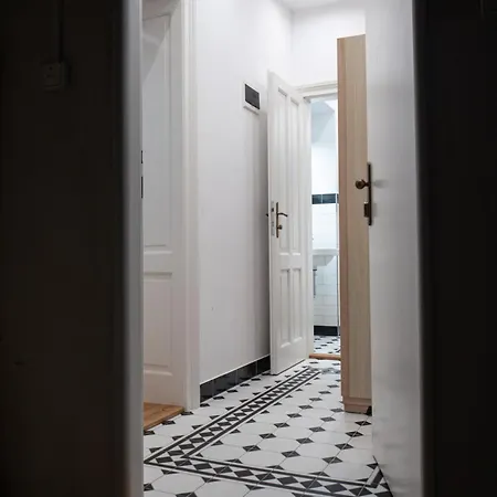 Jewel - Stylish Flat In The Center! With Sauna * Karlsbad